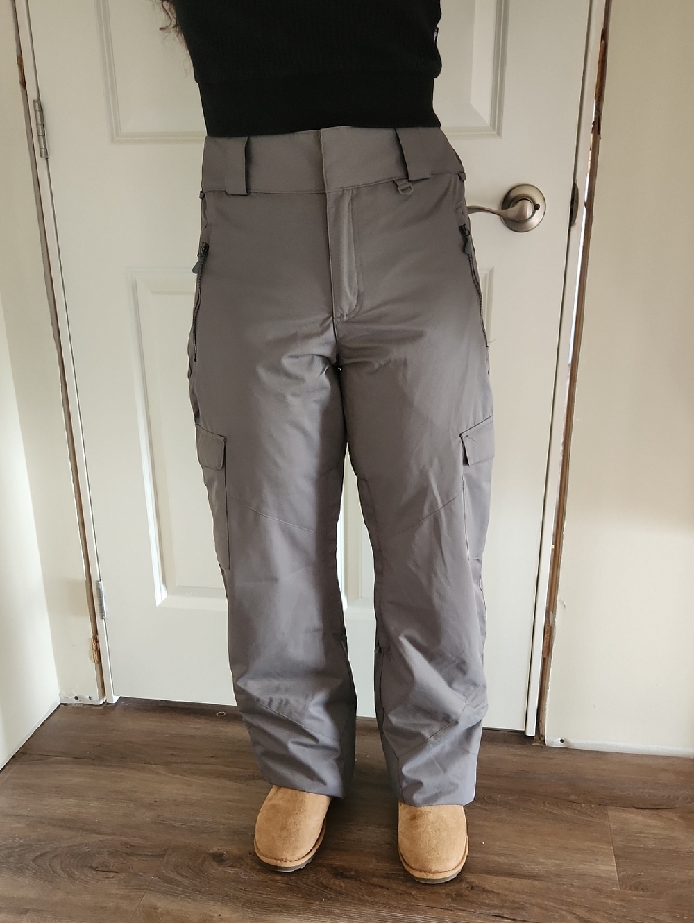 Women's Firefly "Size Small" Gray Cargo Snow Pants with Multiple Pockets